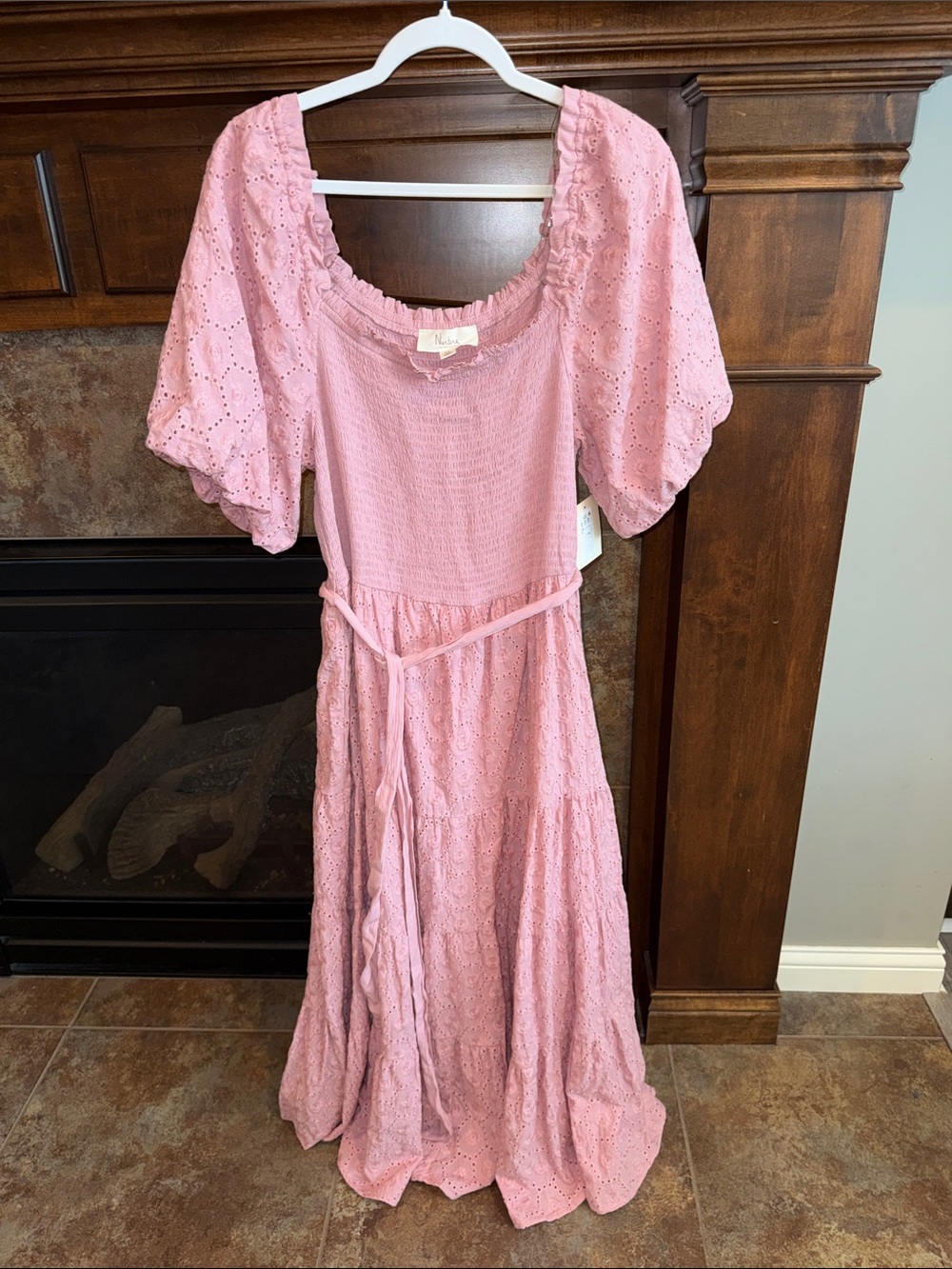 Pink puff sleeve smocked eyelet maxi dress NWT XL
Cottagecore boho prairie
